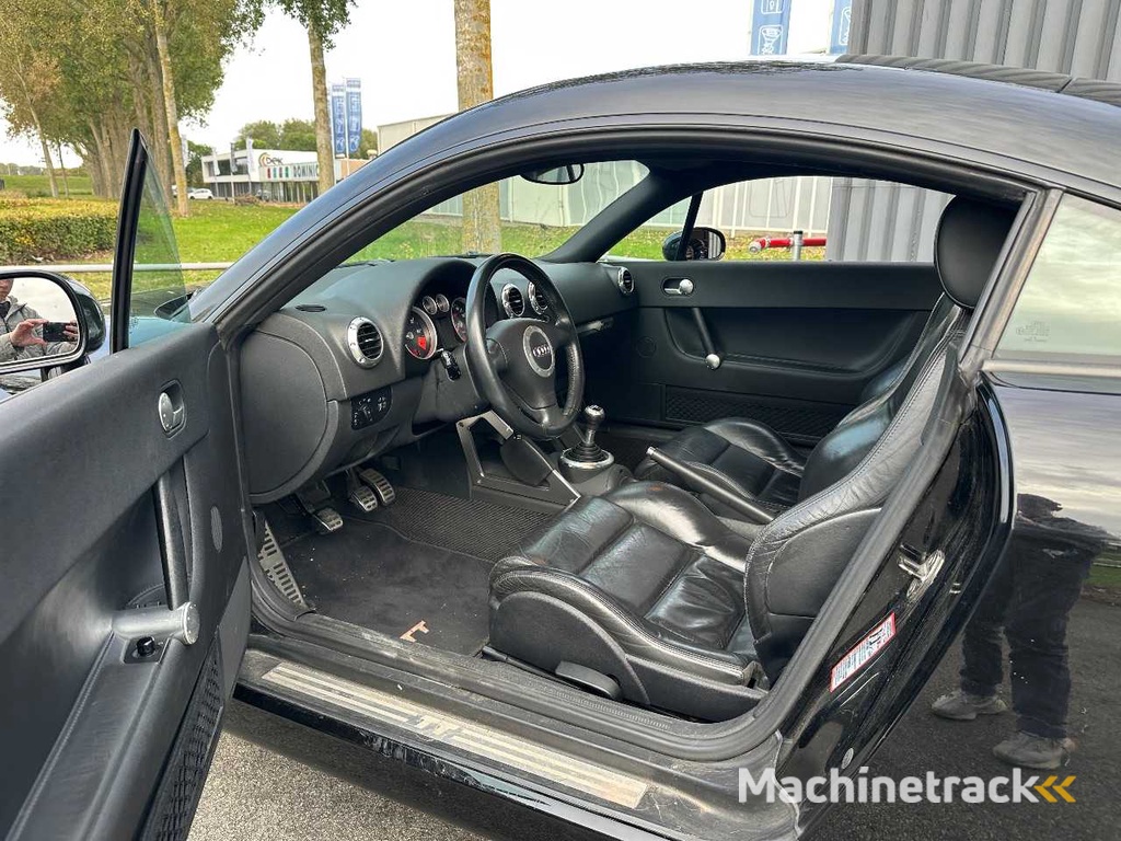 Audi - TT - 1.8 5V Turbo - Car - 2003