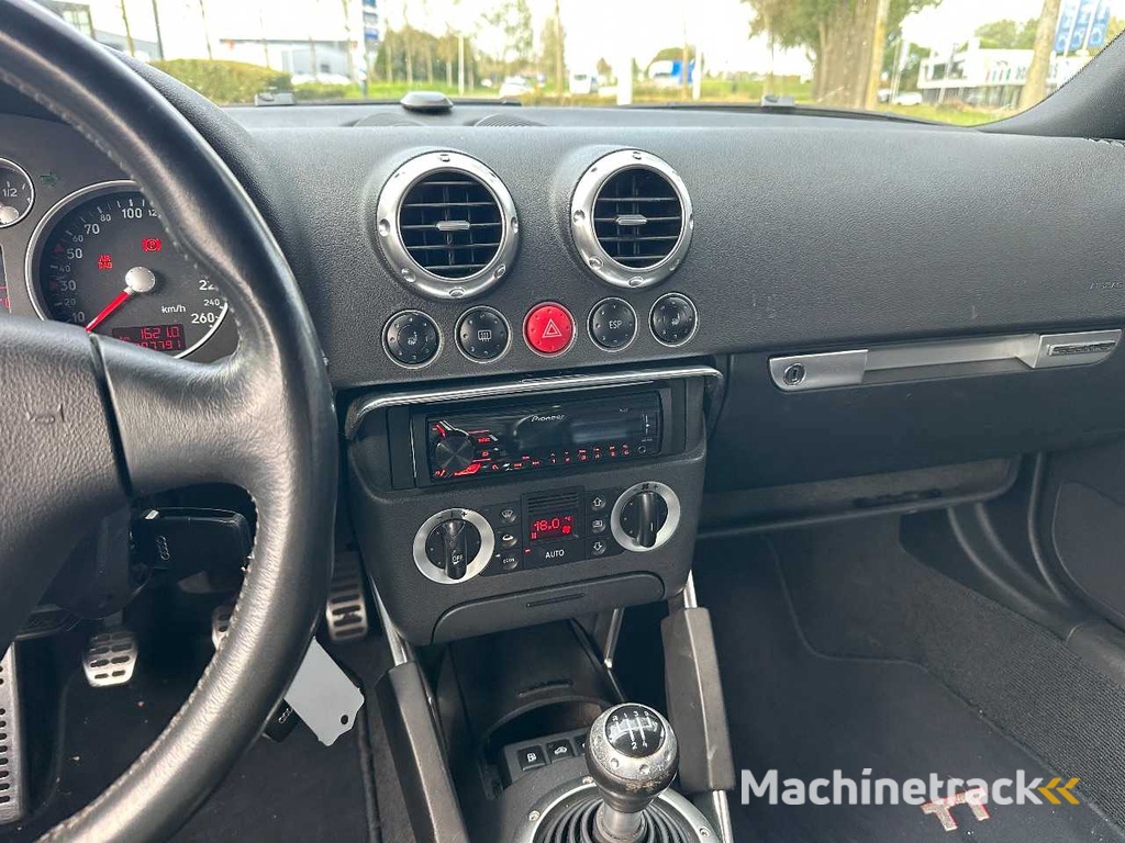 Audi - TT - 1.8 5V Turbo - Car - 2003