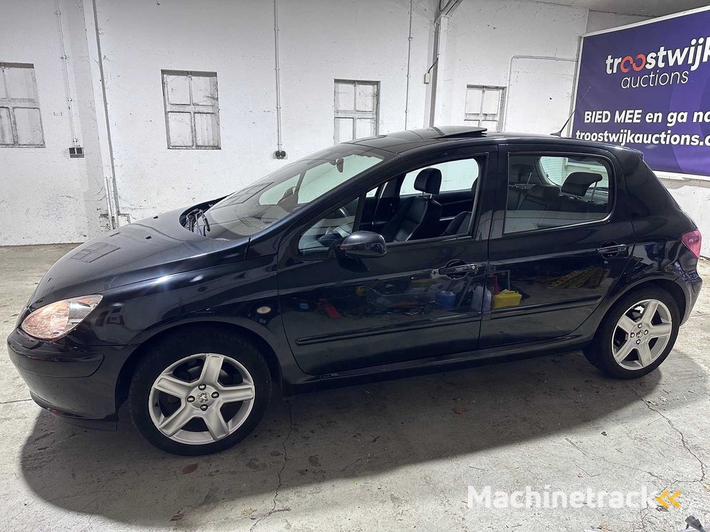Peugeot - 307 - 2.0-16V Griffe - 89-PJ-NS