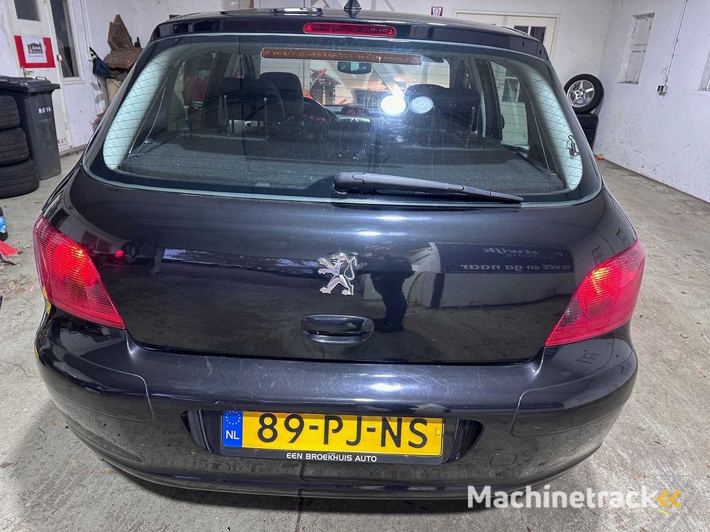 Peugeot - 307 - 2.0-16V Griffe - 89-PJ-NS