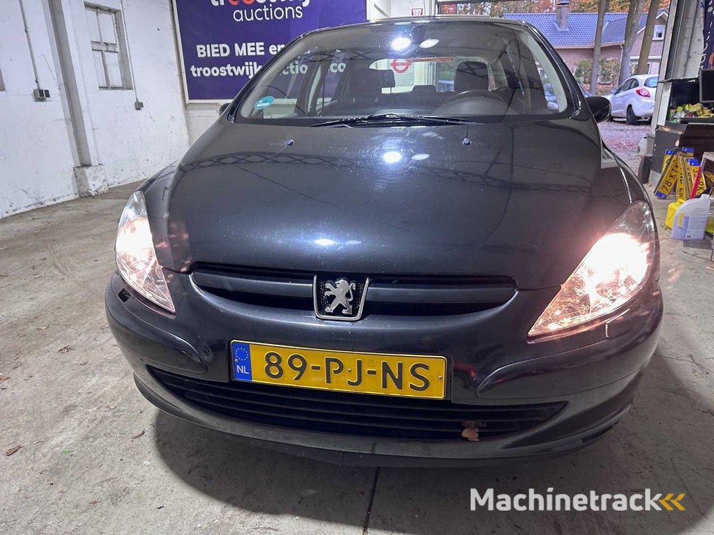 Peugeot - 307 - 2.0-16V Griffe - 89-PJ-NS