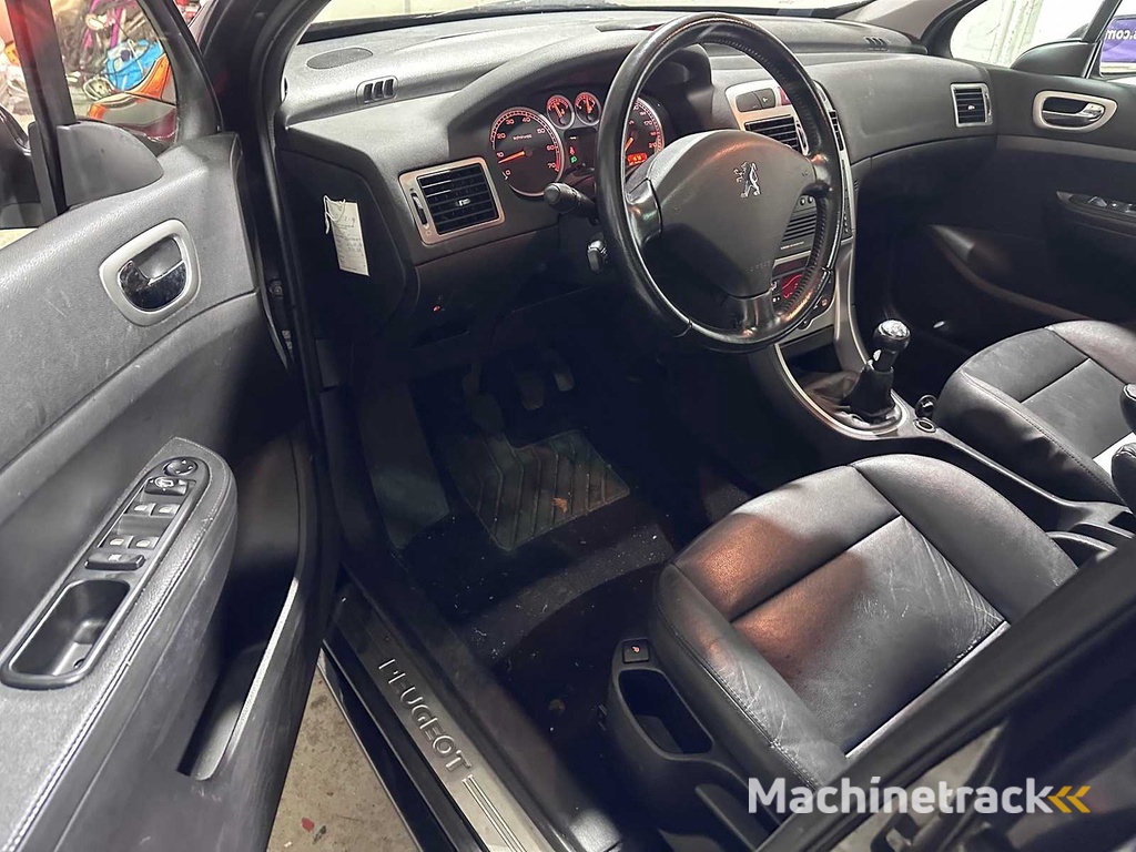 Peugeot - 307 - 2.0-16V Griffe - 89-PJ-NS