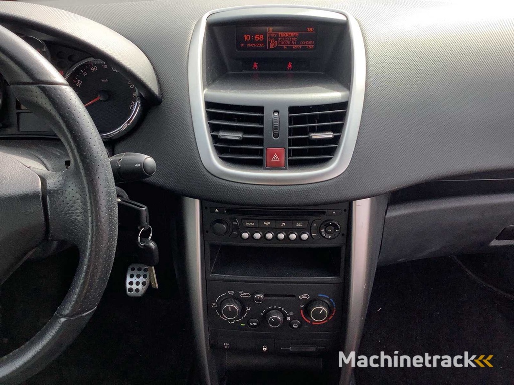 2012 - Peugeot - 207 CC - 1.6 VTi Griffe - Personenauto