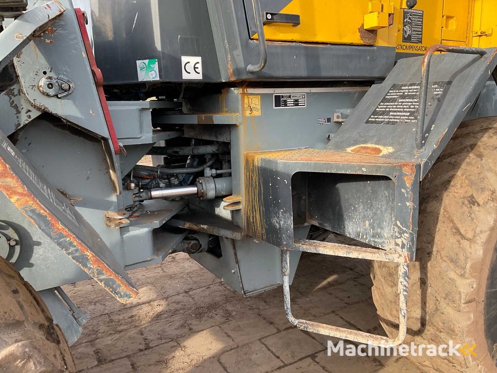 1998 Werklust WG 35 C Shovel