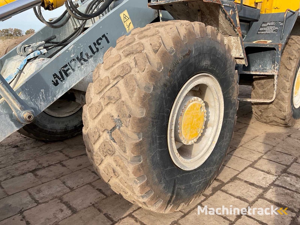 1998 Werklust WG 35 C Shovel