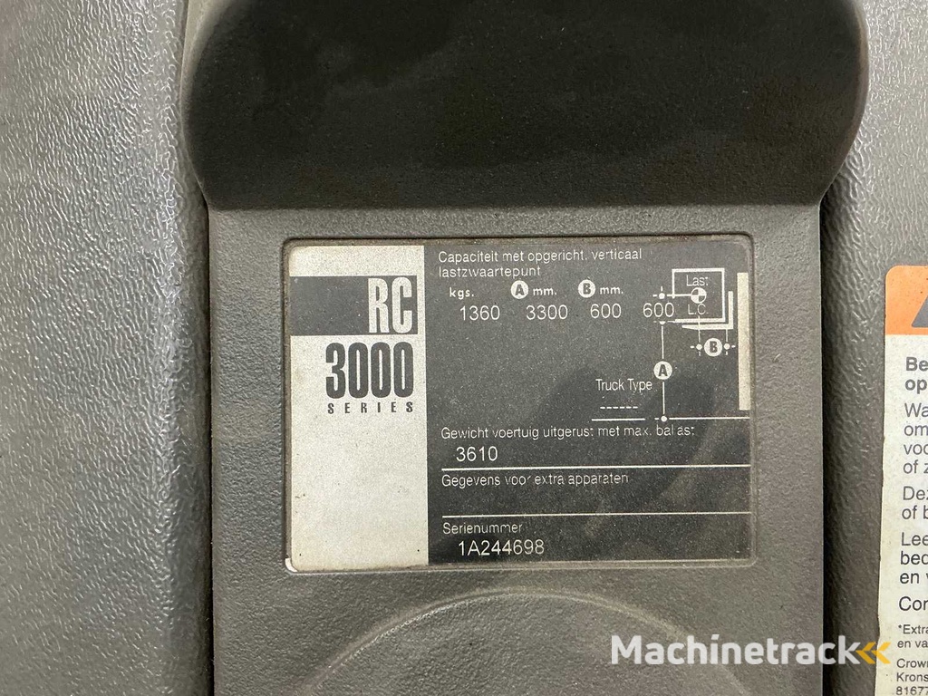 Crown - Reach truck met klem