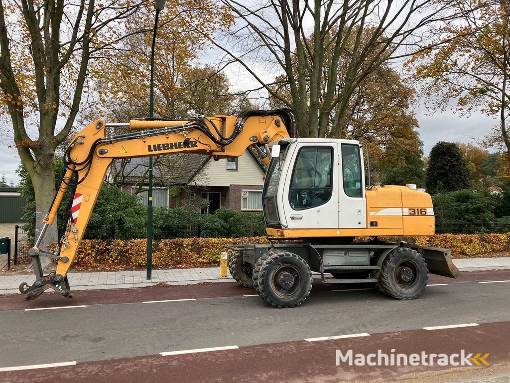 Liebherr - 2008 - A316 Litronic - Banden graafmachine