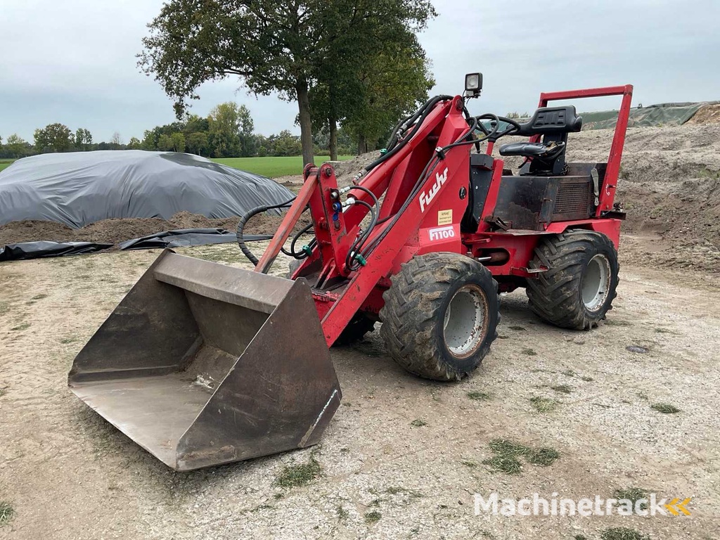 1998 Fuchs F1100 Shovel