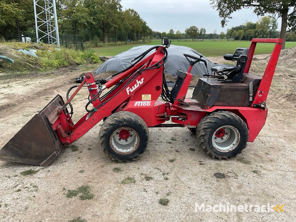 1998 Fuchs F1100 Shovel