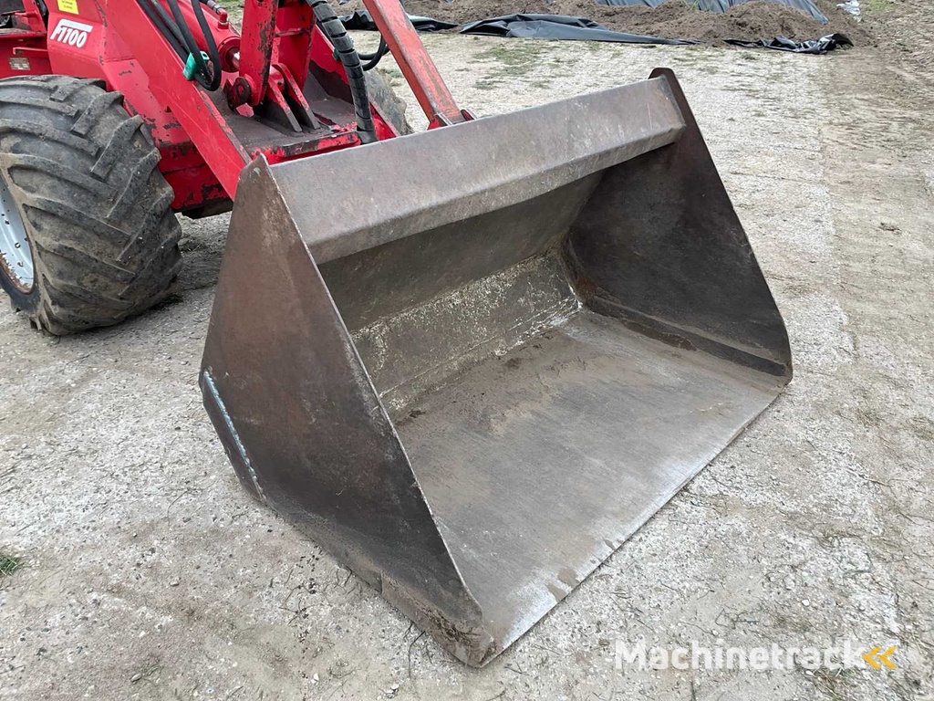 1998 Fuchs F1100 Shovel