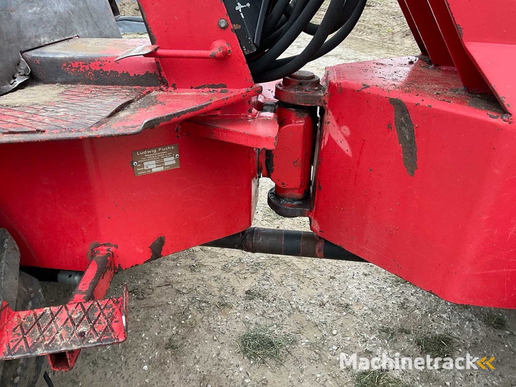 1998 Fuchs F1100 Shovel