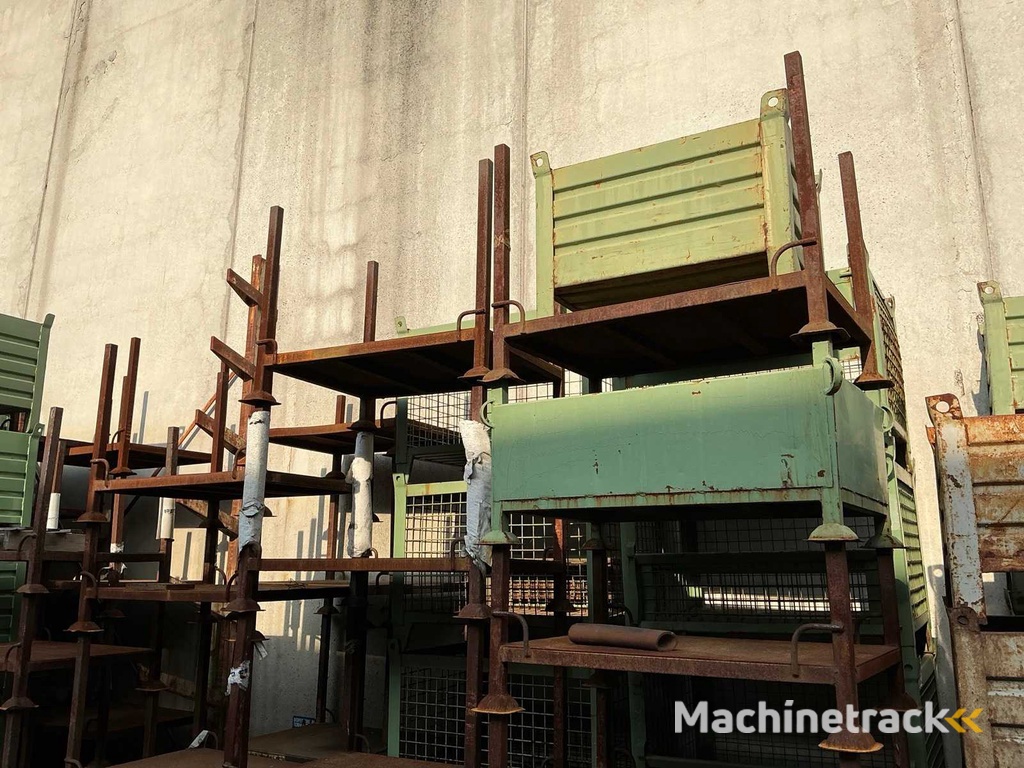 Stapelbare kratten (65x)