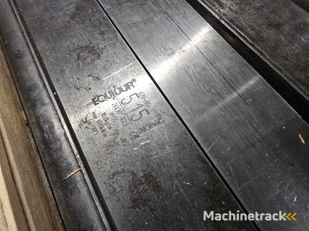 Wila - V24 30 degrees - Various parts, tools and accessories