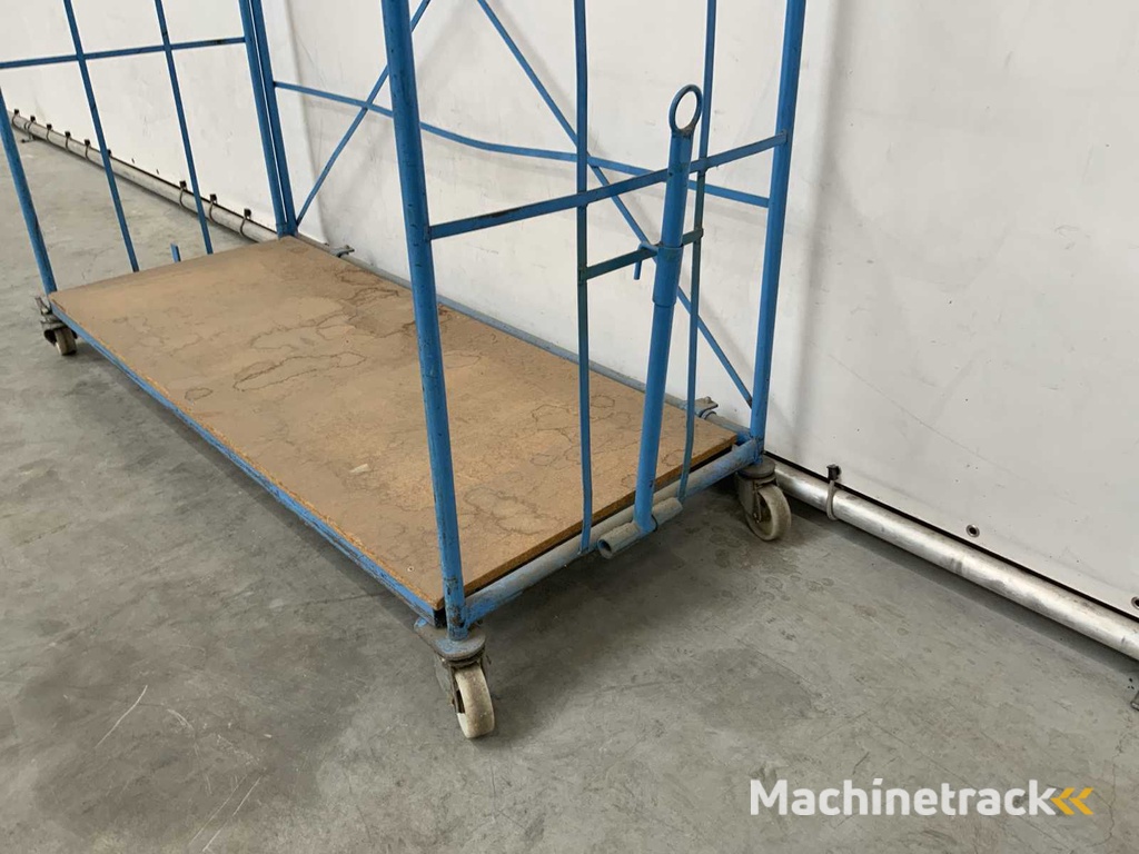 Meubelkar 2350x1150x1800mm (10x)