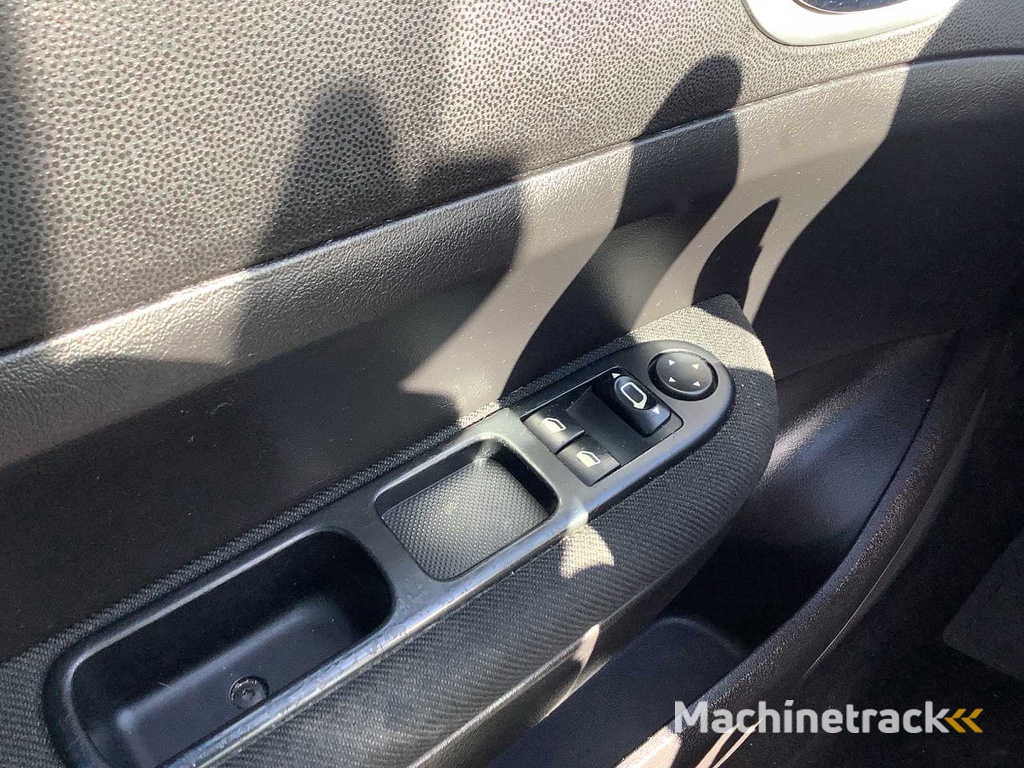 2008 - Peugeot - 307 SW - 1.6-16V - Personenauto