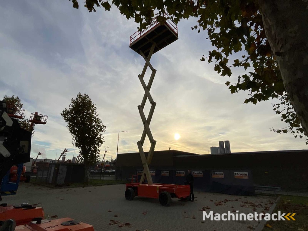 2017 Holland Lift HL-160 E24 Hoogwerker