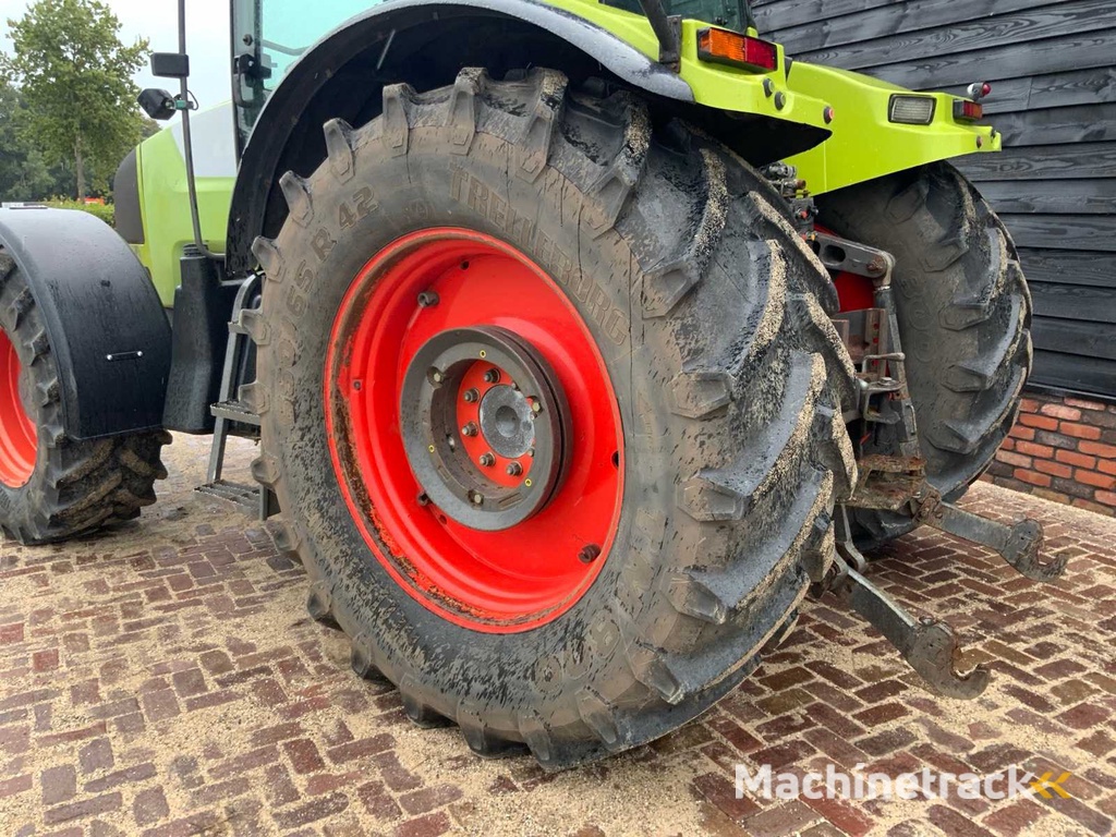2006 Claas Ares 826 RZ Vierwielaangedreven landbouwtractor