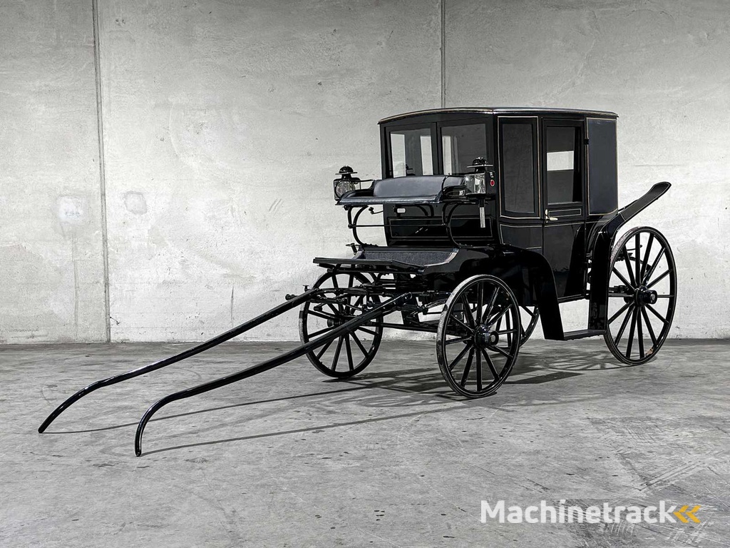 Kutsche Berline Klassische Pferdekutsche