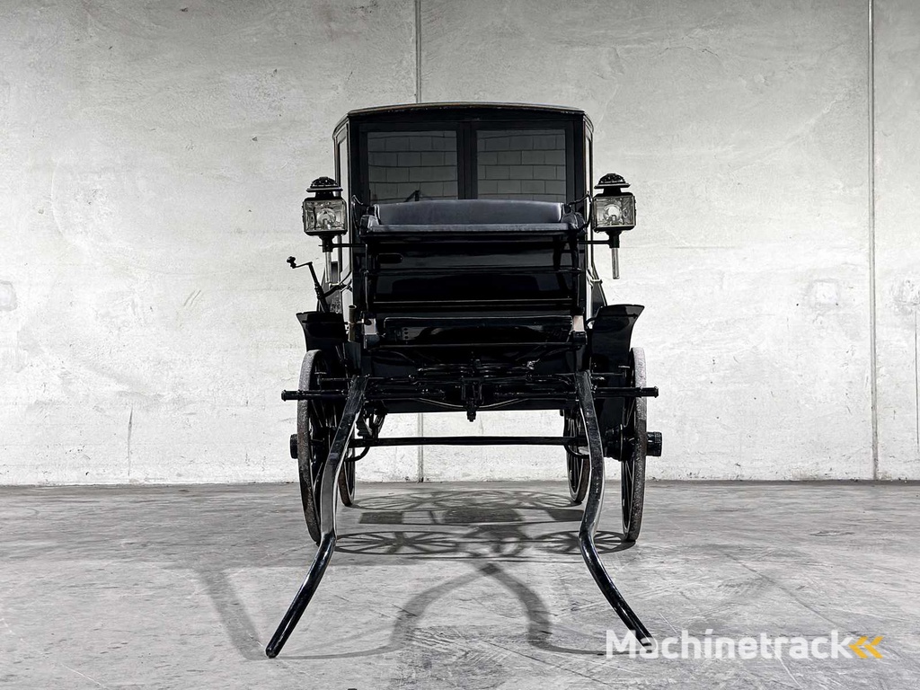 Kutsche Berline Klassische Pferdekutsche