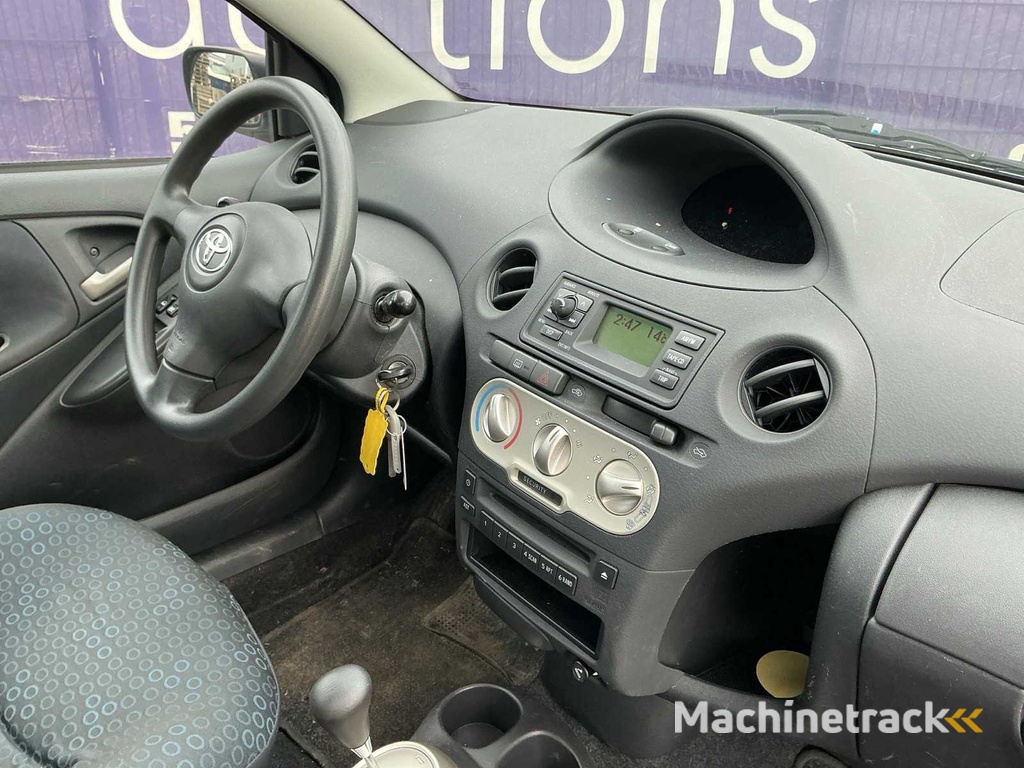 2003 - Toyota - Yaris - 1.0 VVT-i Luna MMT - Personenauto