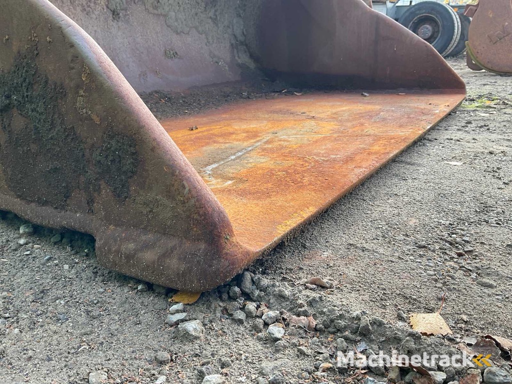 Excavator bucket CW40