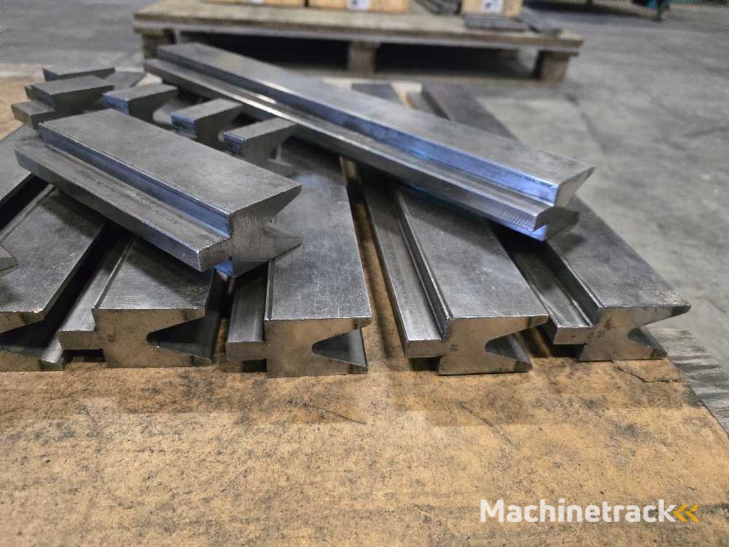 Wila - V30 40 degrees - Various parts, tools and accessories