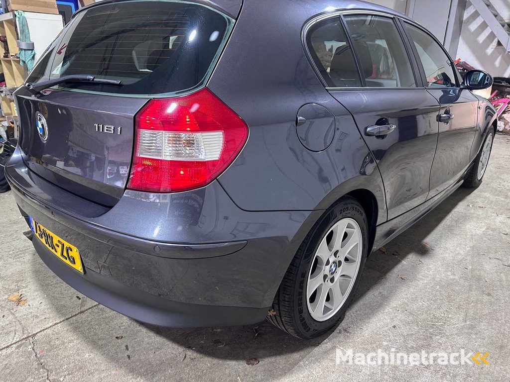 BMW - 1-serie - 118i High Executive - 73-RK-ZG