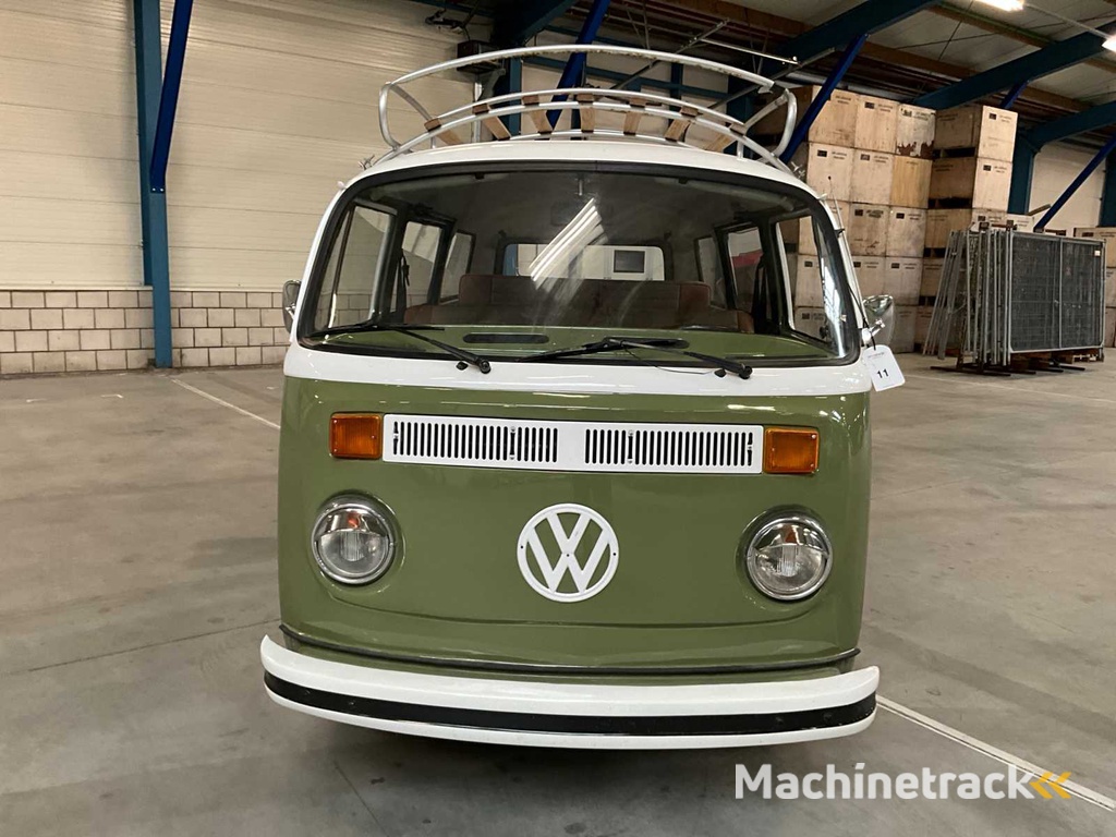 1975 Volkswagen T2 Personenbus