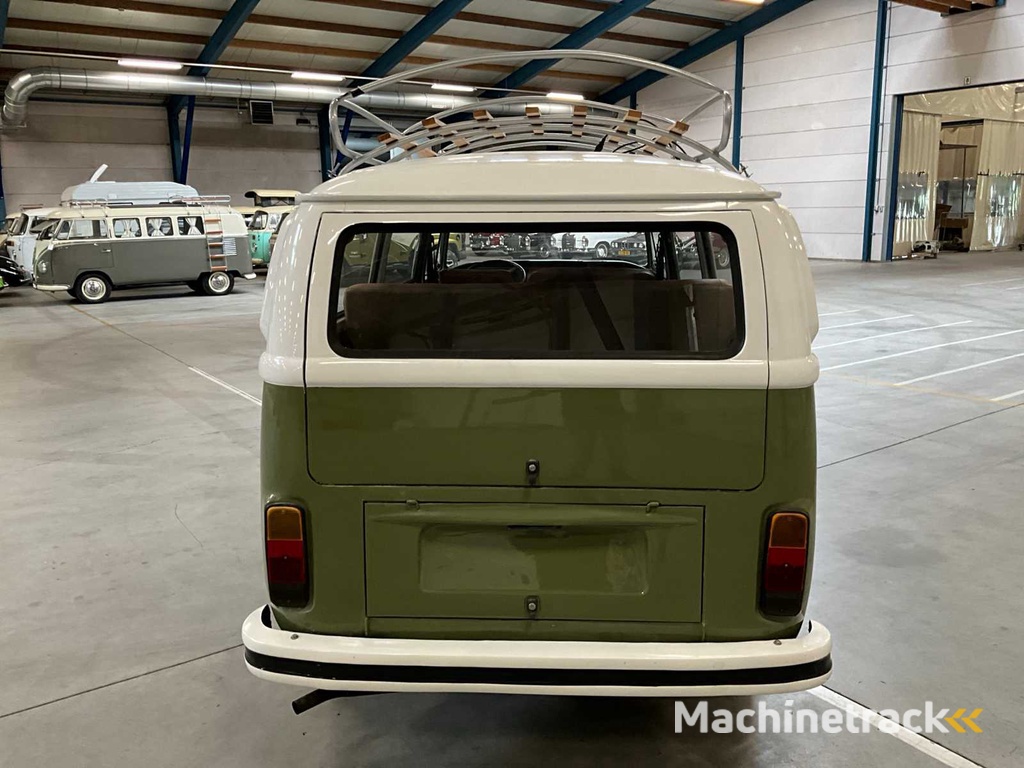 1975 Volkswagen T2 Personenbus