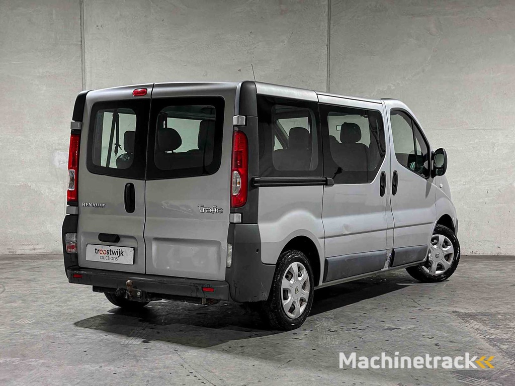 Renault Trafic Passenger 2.0 dCi T27 Authentique 9-Persoons 90pk 2011, 53-RTV-9