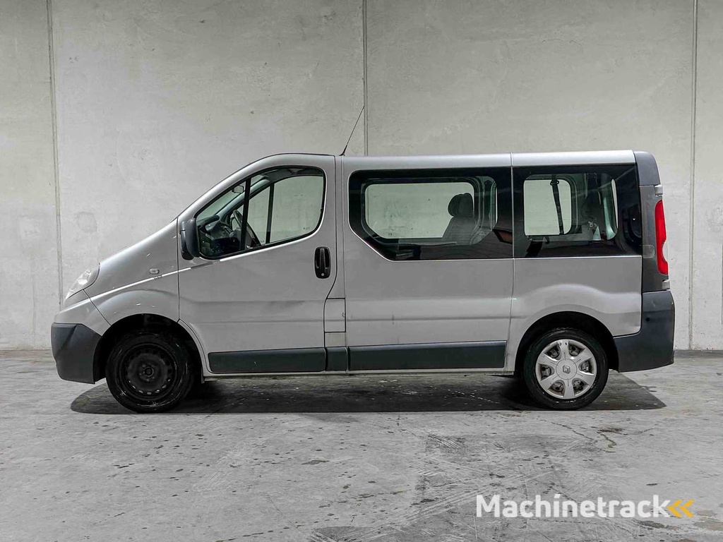 Renault Trafic Passenger 2.0 dCi T27 Authentique 9-Persoons 90pk 2011, 53-RTV-9