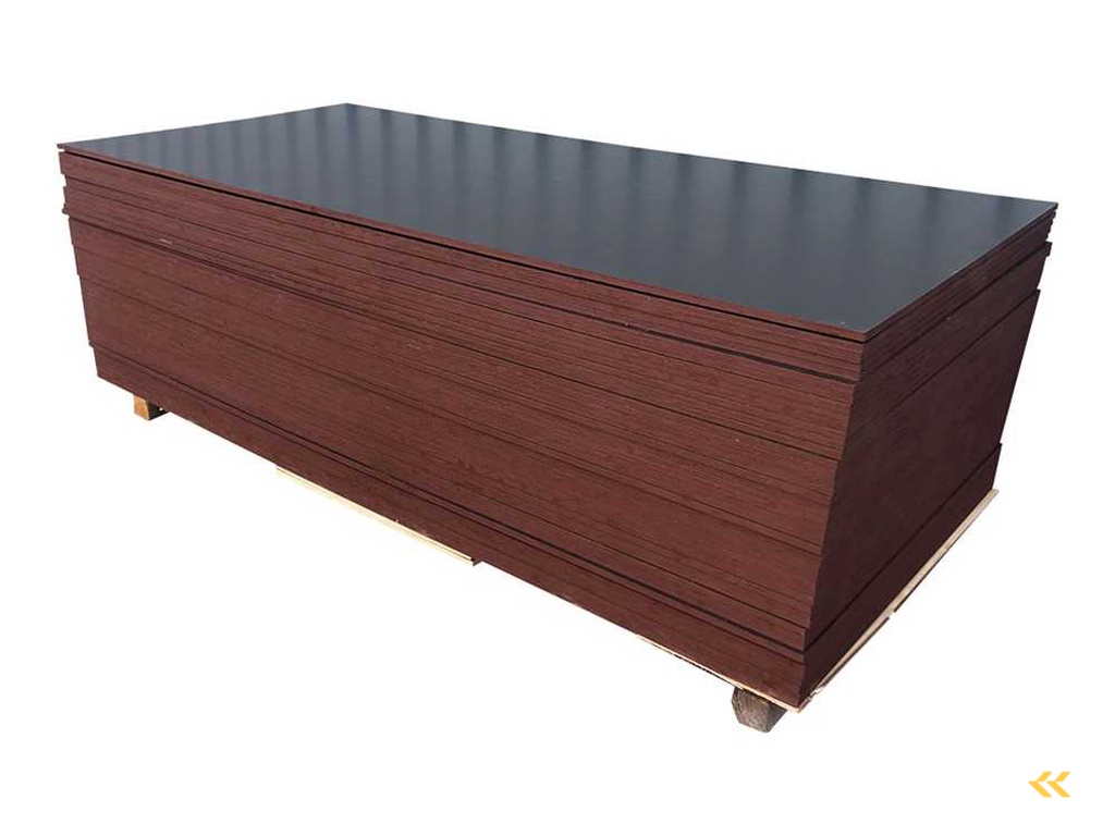 Betonplex 18mm 3276x1190x18mm. (45x)