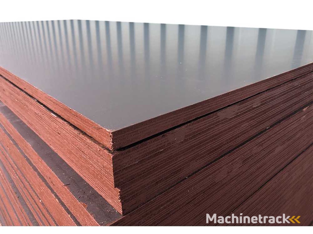 Betonplex 18mm 3276x1190x18mm. (45x)