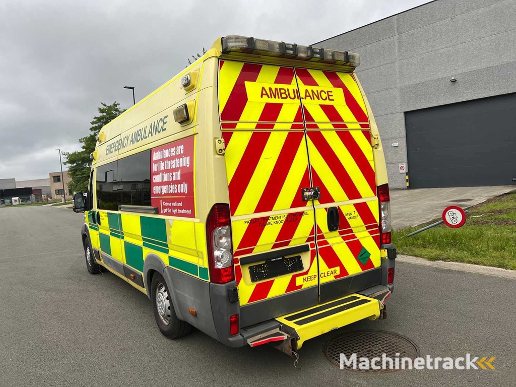 CITROËN - 2010 - JUMPER - Krankenwagen - Auto
