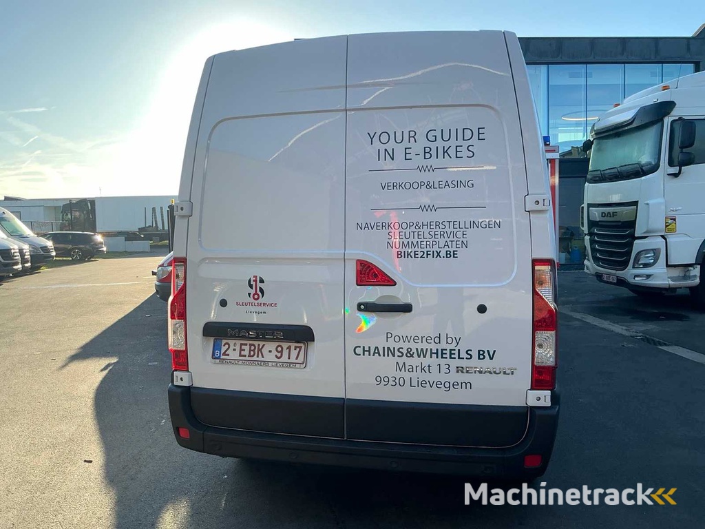 Renault Master 2023
