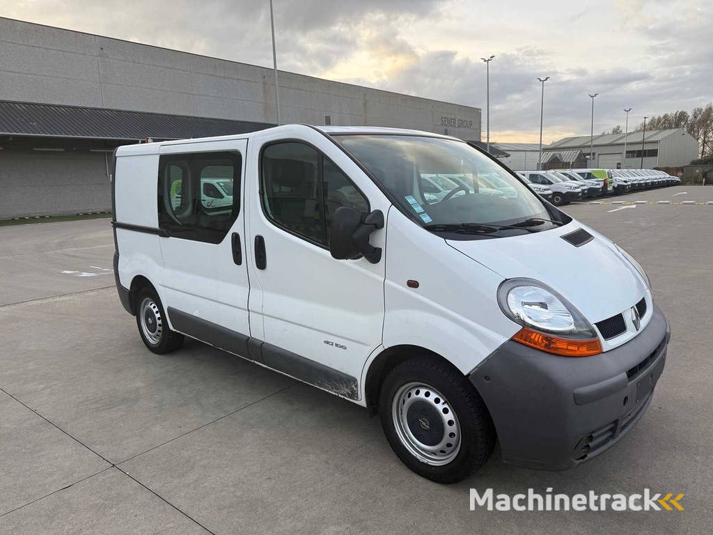 RENAULT - 2004 - TRAFIC - VAN - PKW