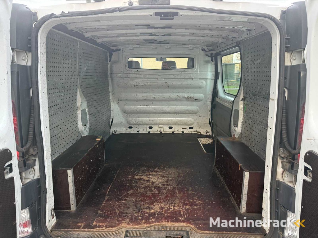 RENAULT - 2004 - TRAFIC - VAN - PKW