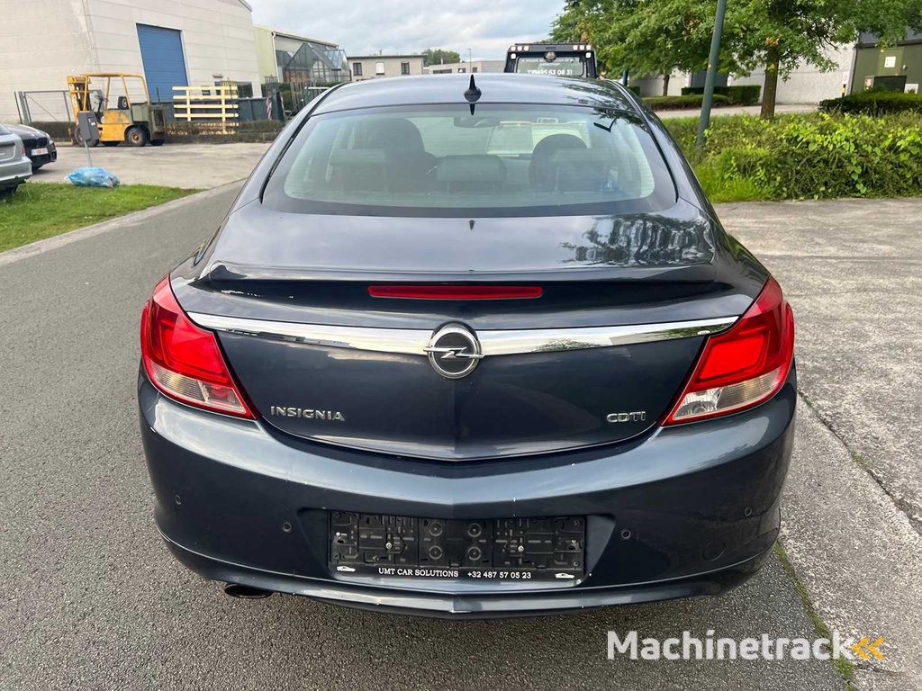 OPEL - INSIGNIA - 2009