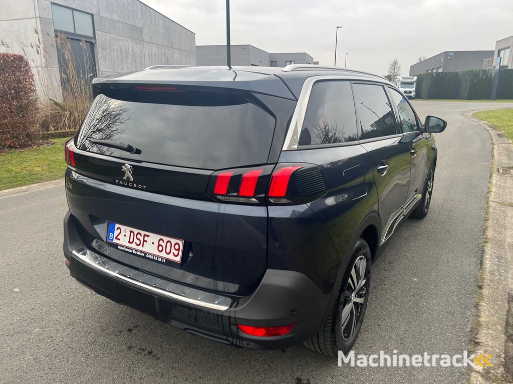 PEUGEOT - 2019 - 5008 - Personenauto