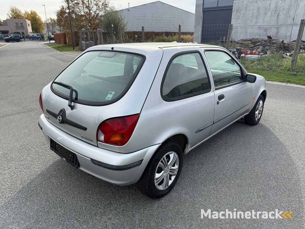 MAZDA - 2001 - 123 - PKW