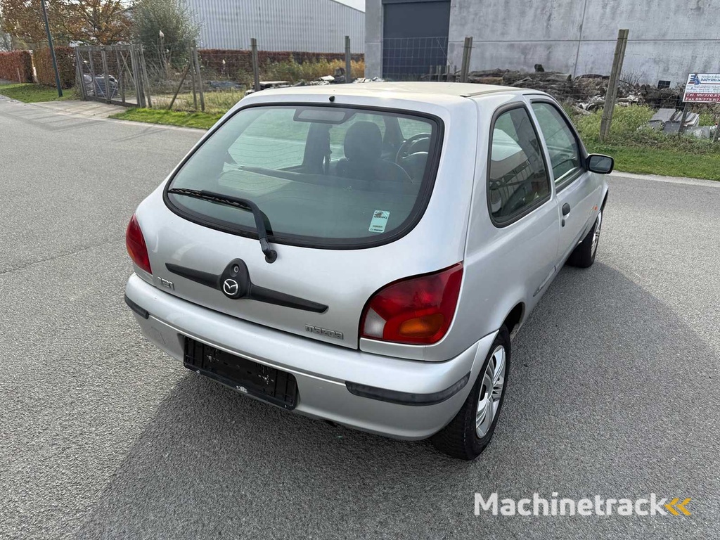 MAZDA - 2001 - 123 - PKW