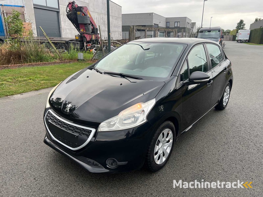 PEUGEOT - 2013 - 208 - PKW