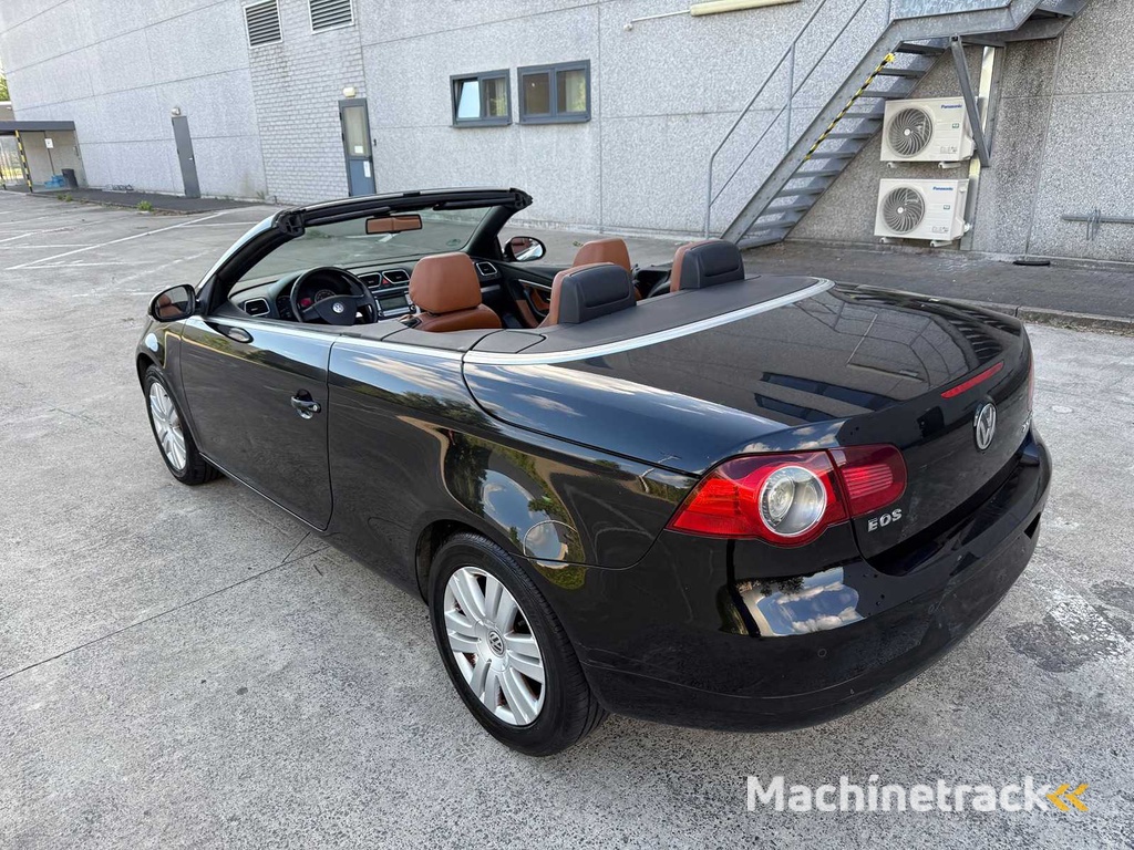 VOLKSWAGEN - 2008 - EOS - CABRIO - Auto