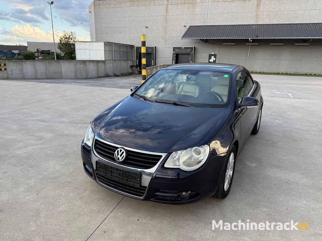 VOLKSWAGEN - 2006 - EOS - CABRIO - Auto