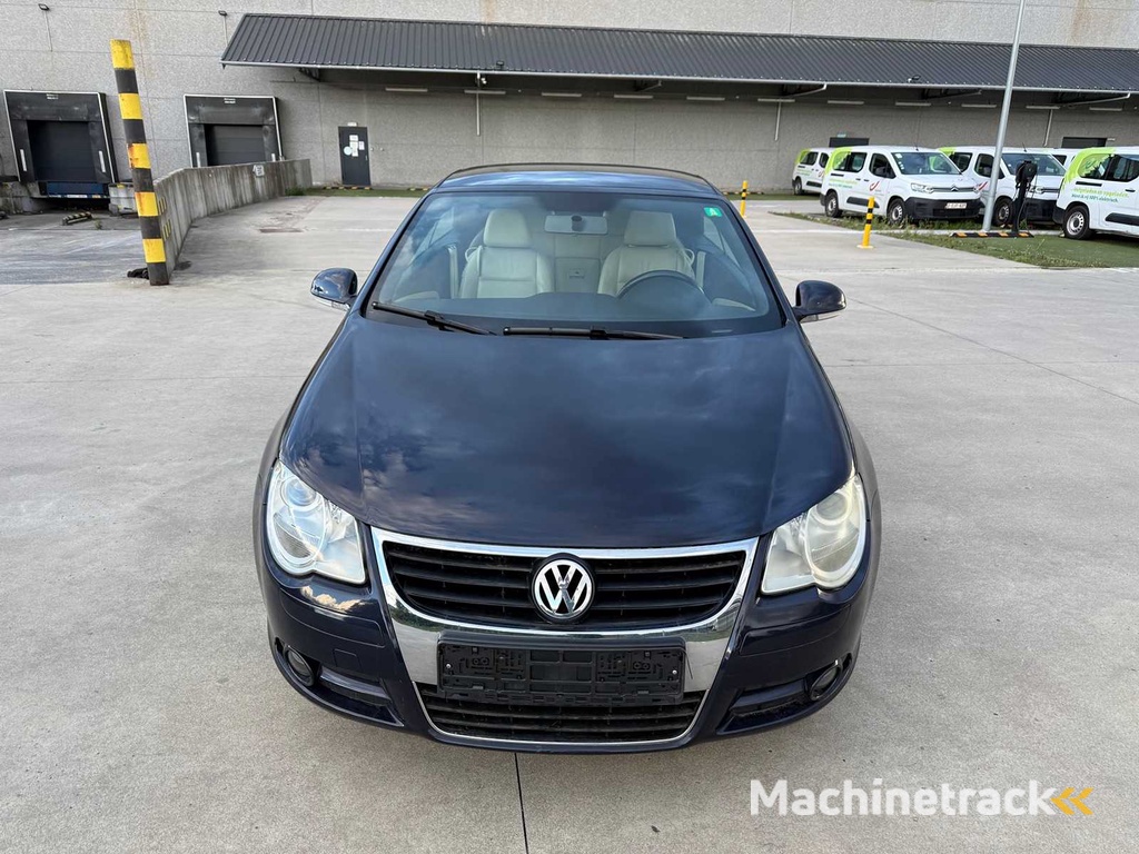 VOLKSWAGEN - 2006 - EOS - CABRIO - Auto