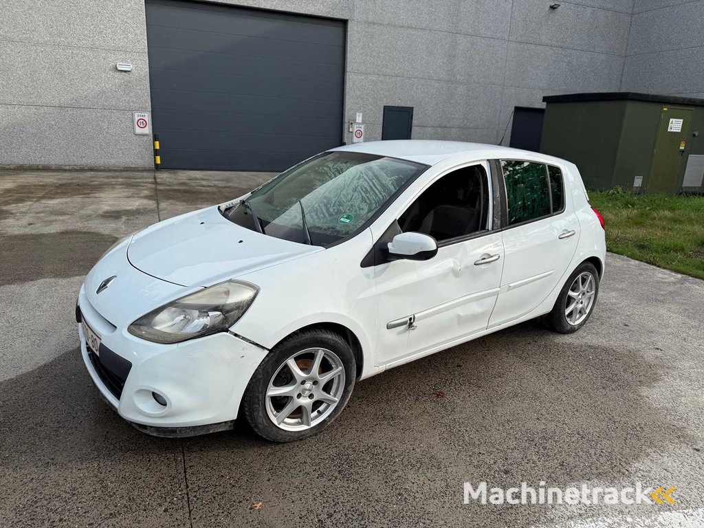 RENAULT - 2011 - CLIO - Auto