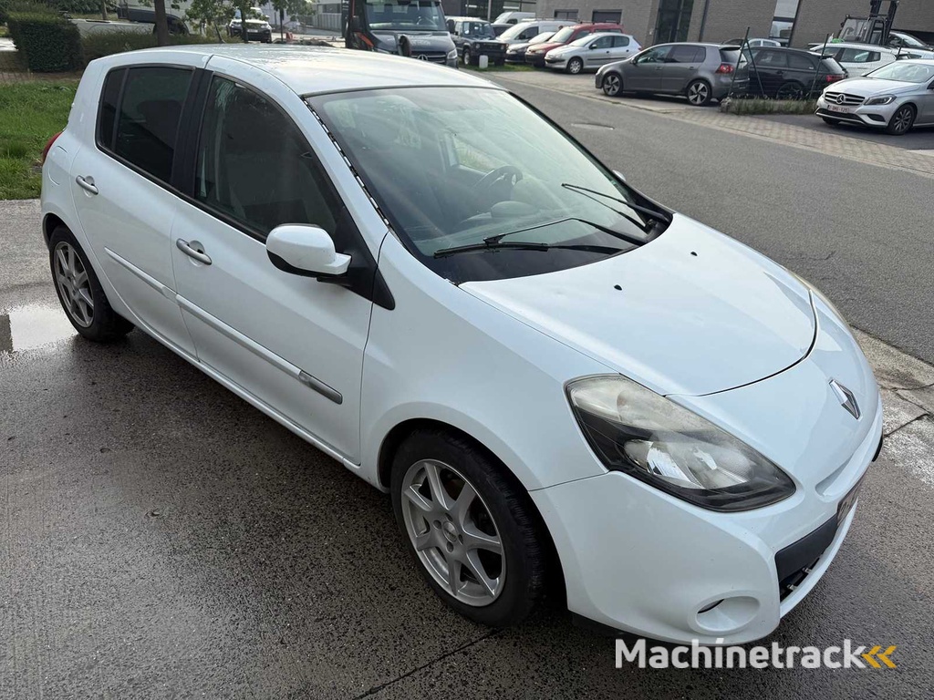 RENAULT - 2011 - CLIO - Auto