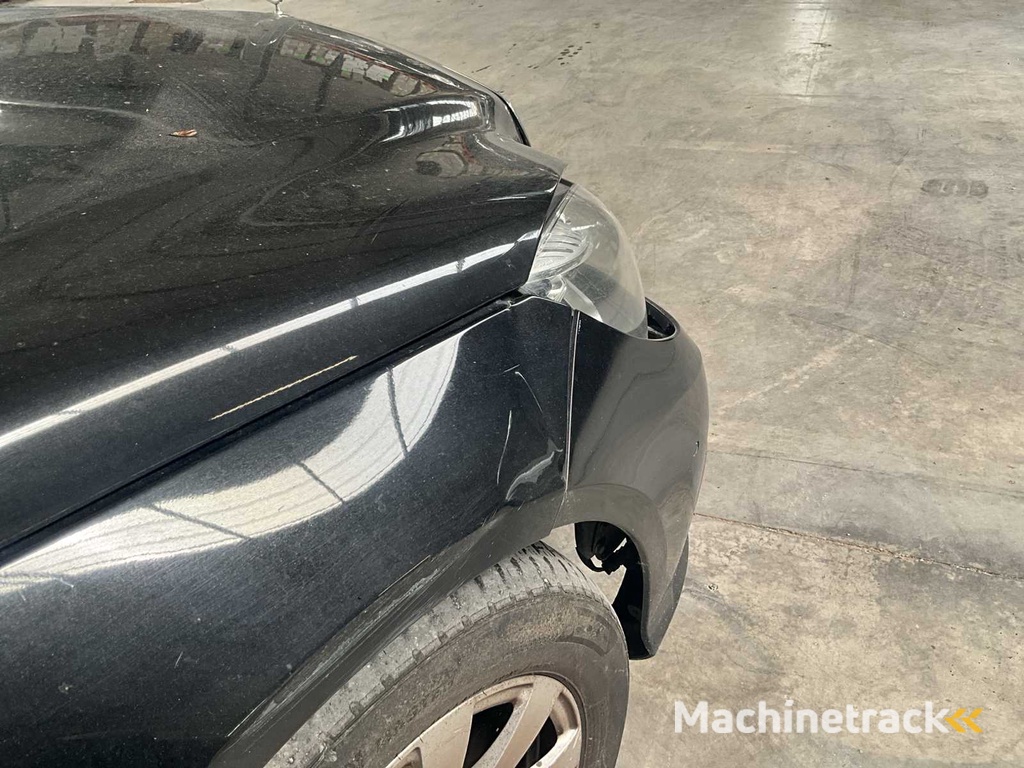 2013 MERCEDES E200CDI