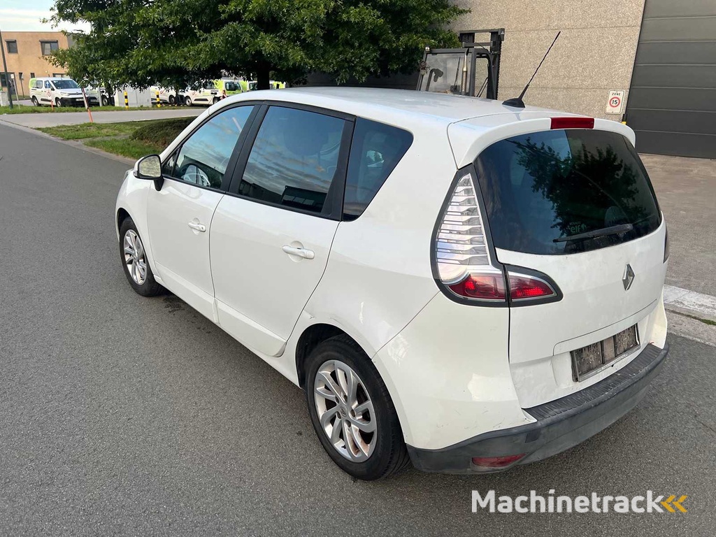 RENAULT - 2012 - MEGANE SCENIC - Auto