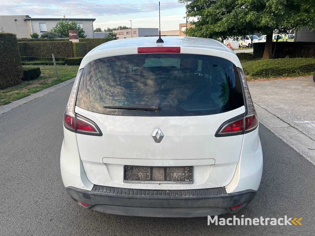 RENAULT - 2012 - MEGANE SCENIC - Auto